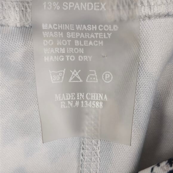 LA Society Leggings Womens Size Small Snakeprint - Picture 8 of 13